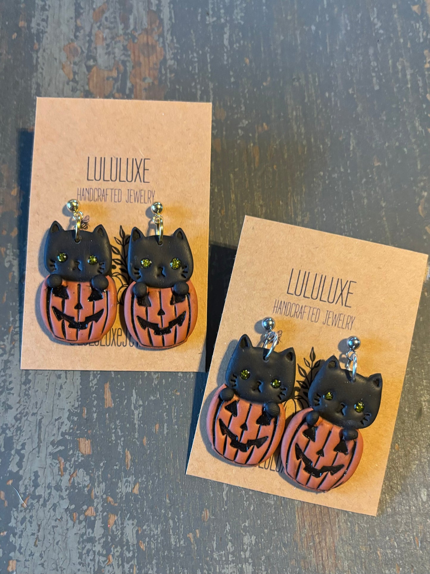 Cat in a jack o lantern