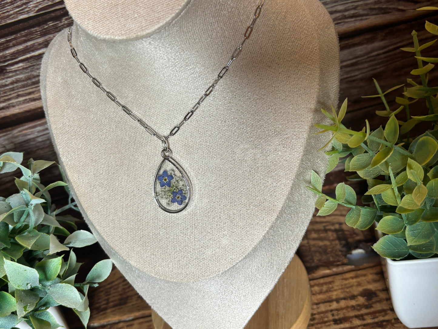 Teardrop Forget me Not Necklace
