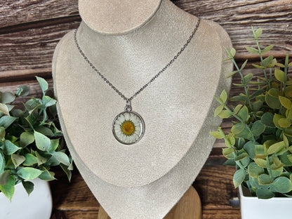 Daisy Medallion Necklace